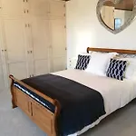 Le Grand Chemin De La Vie Bed & Breakfast Montcaret