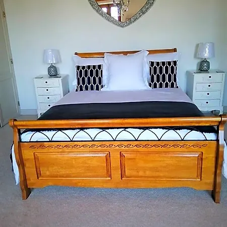 Le Grand Chemin De La Vie Bed & Breakfast Montcaret