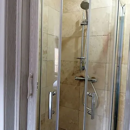 Le Grand Chemin De La Vie Bed & Breakfast Montcaret