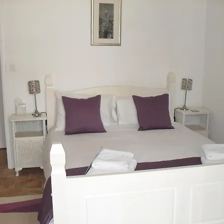 Bed & Breakfast Le Grand Chemin De La Vie Montcaret